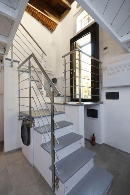Cozy Loft Navigli, Close To Duomo And Bocconi - Italy Flat Vacation Milán Exterior foto