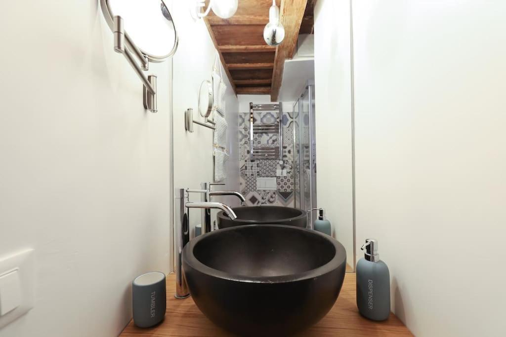 Cozy Loft Navigli, Close To Duomo And Bocconi - Italy Flat Vacation Milán Exterior foto