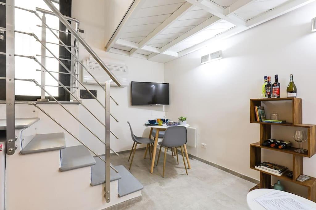 Cozy Loft Navigli, Close To Duomo And Bocconi - Italy Flat Vacation Milán Exterior foto